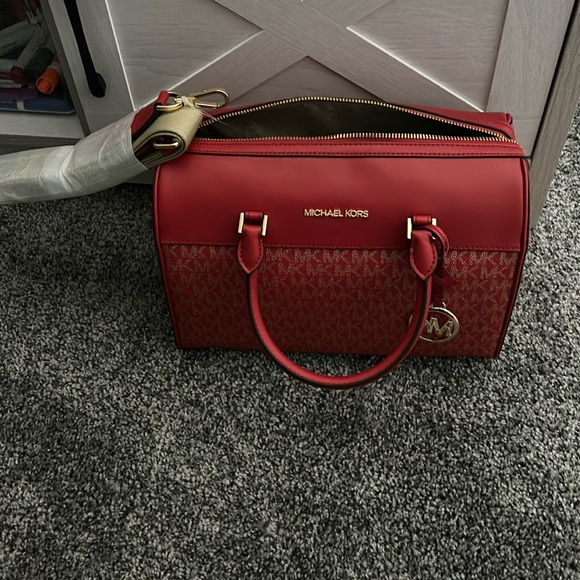 Brand new Michael kors purse - Picture 1 of 4